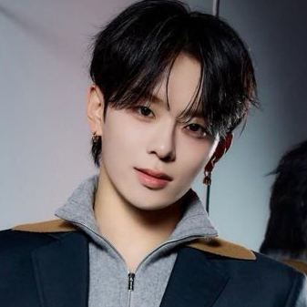 A moment captured by Kangmin (VERIVERY)'s fan