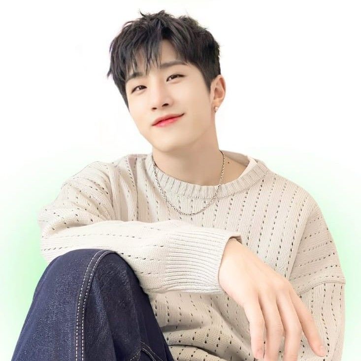 Behind-the-scenes cut of Jinjin (ASTRO)
