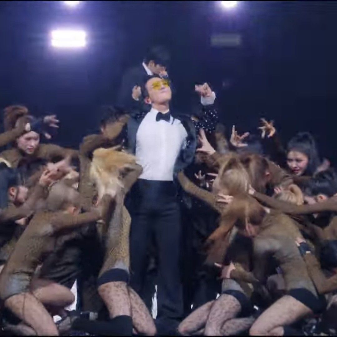 Recent activity shot of G-DRAGON (BIGBANG)