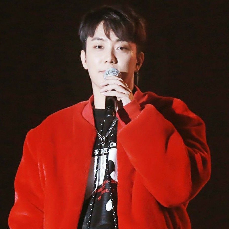 Behind-the-scenes cut of Eun Jiwon (SECHSKIES)
