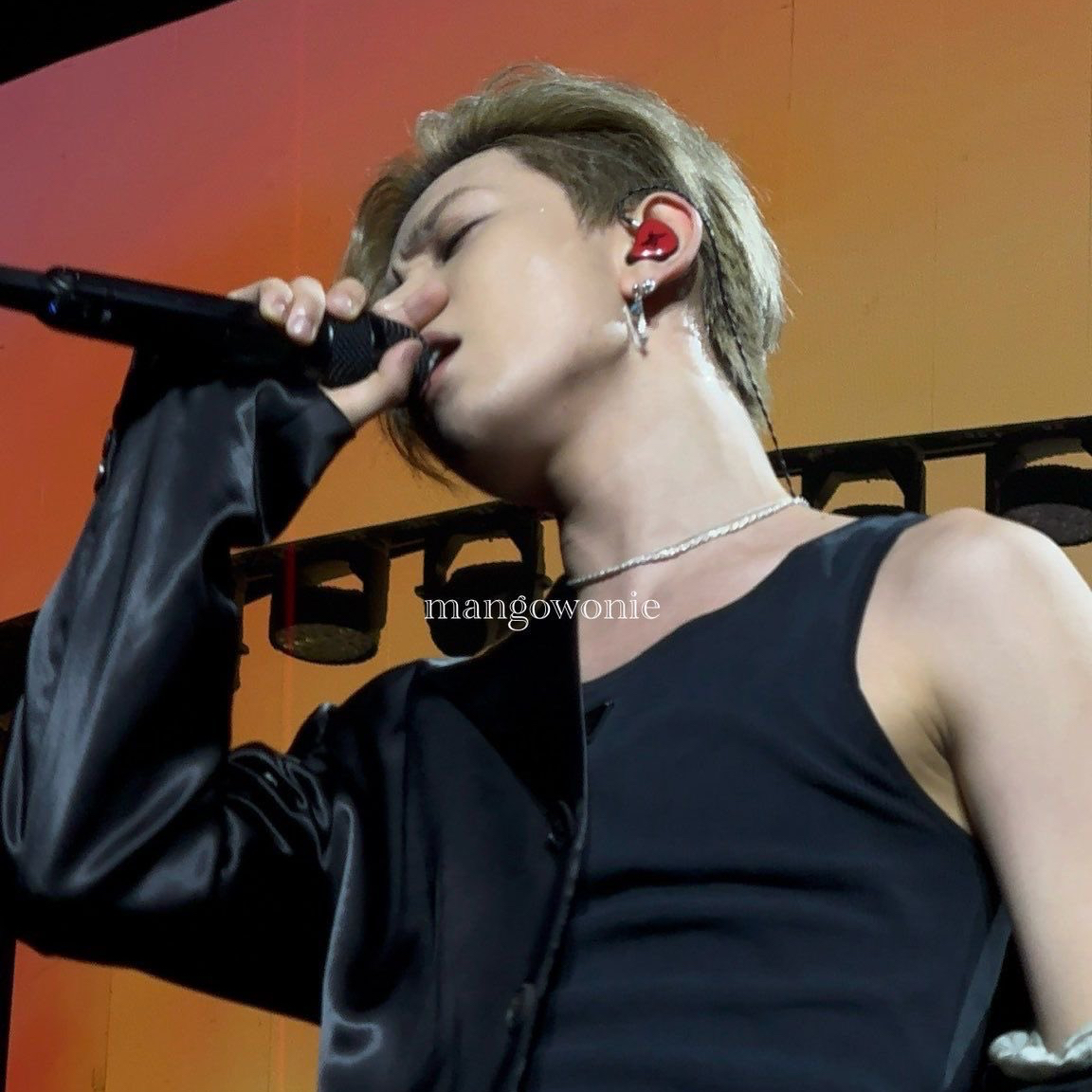 Latest photo of Heeseung (ENHYPEN)