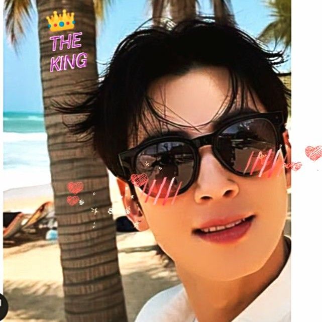 Latest photo of Eunwoo (ASTRO)