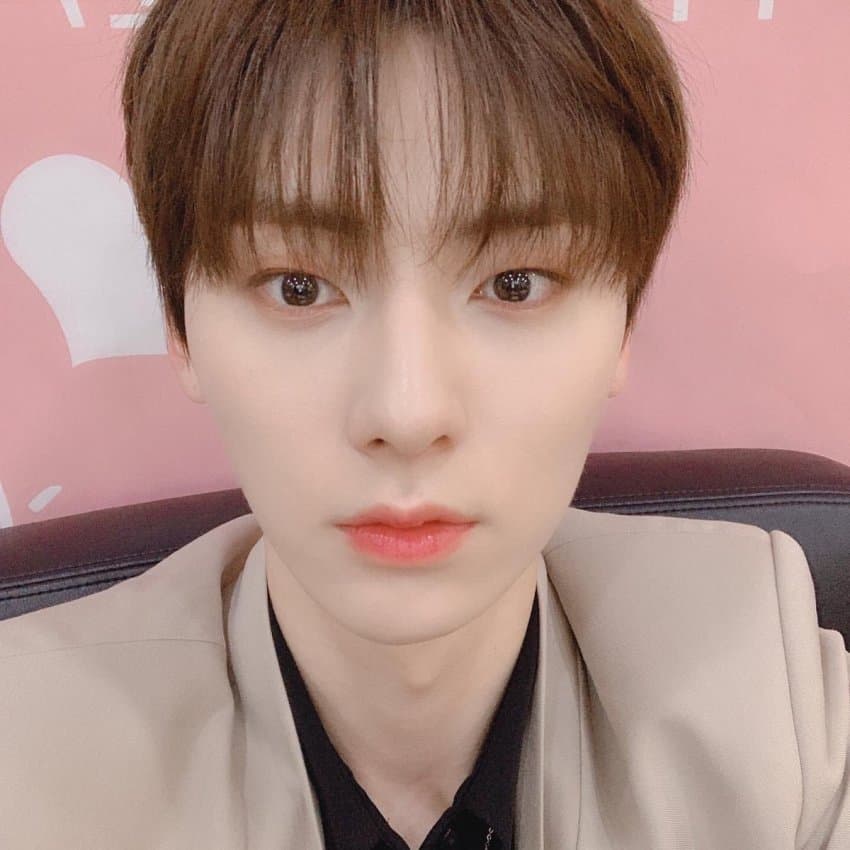 Recent activity shot of Hwang Minhyun