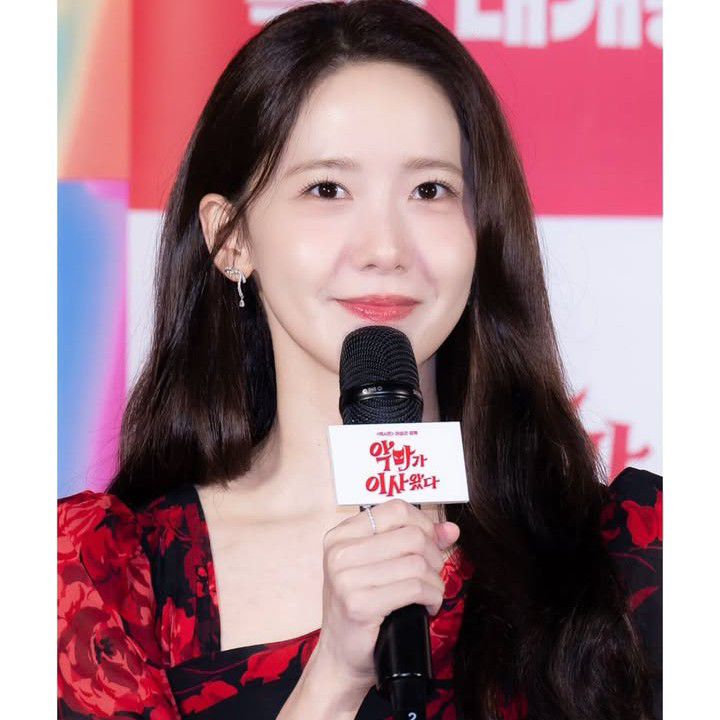 A moment captured by Yoona (Girls' Generation)'s fan