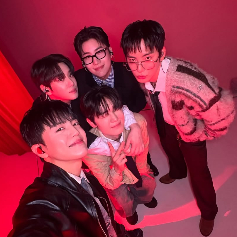 A moment captured by A.C.E's fan