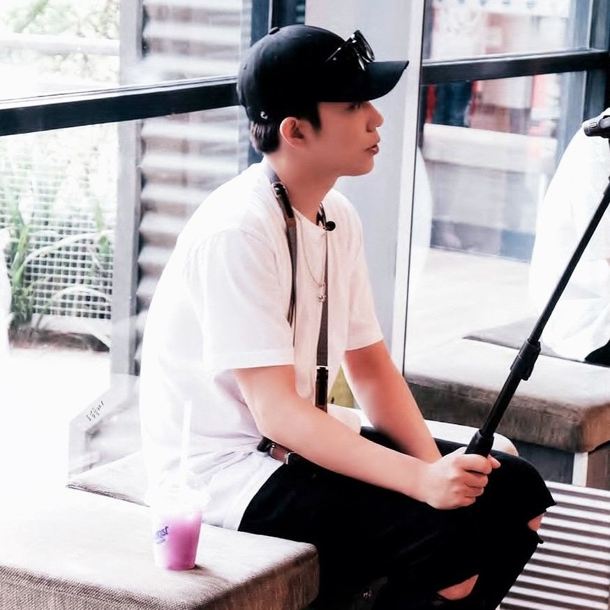A moment captured by Eun Jiwon (SECHSKIES)'s fan