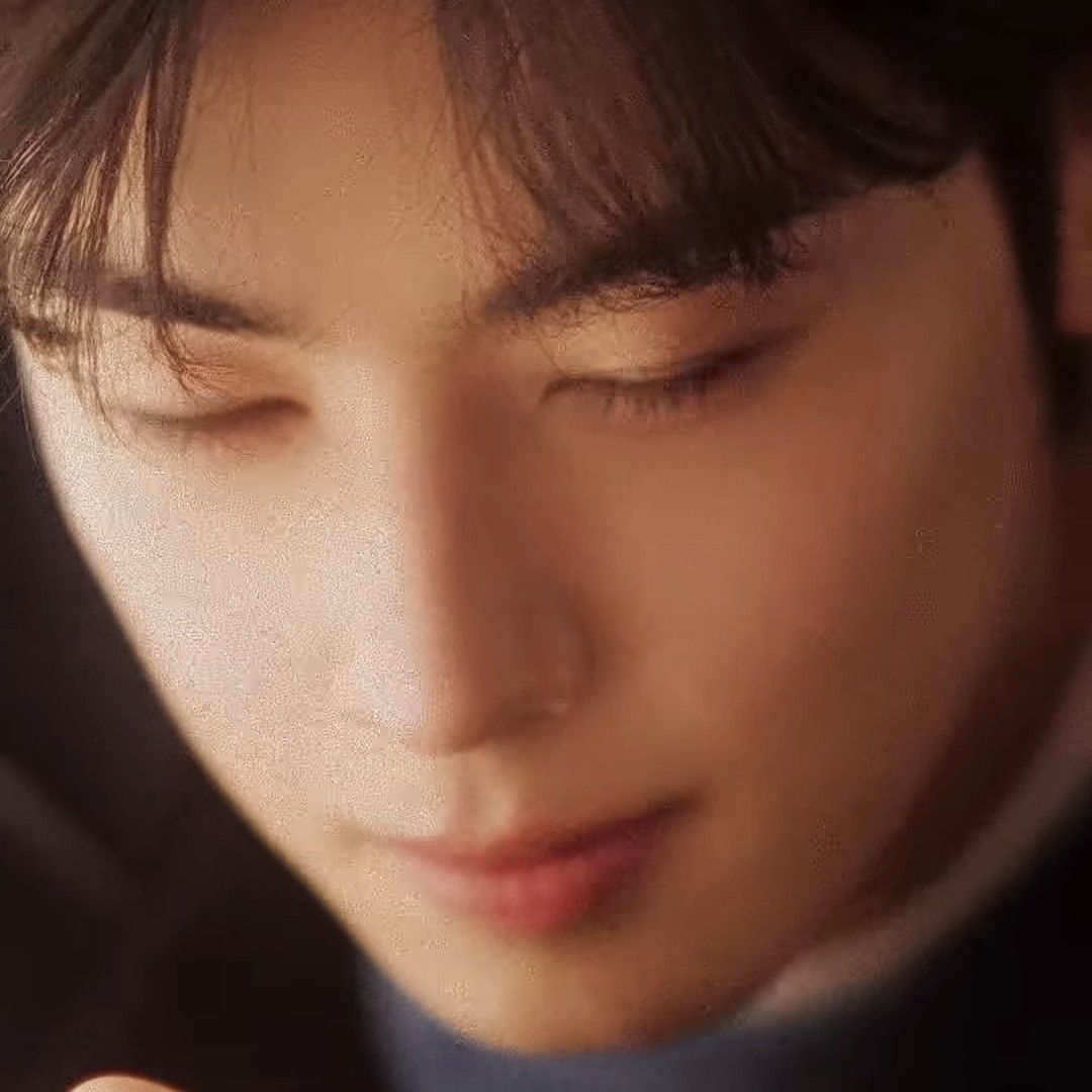 Recent activity shot of Eunwoo (ASTRO)