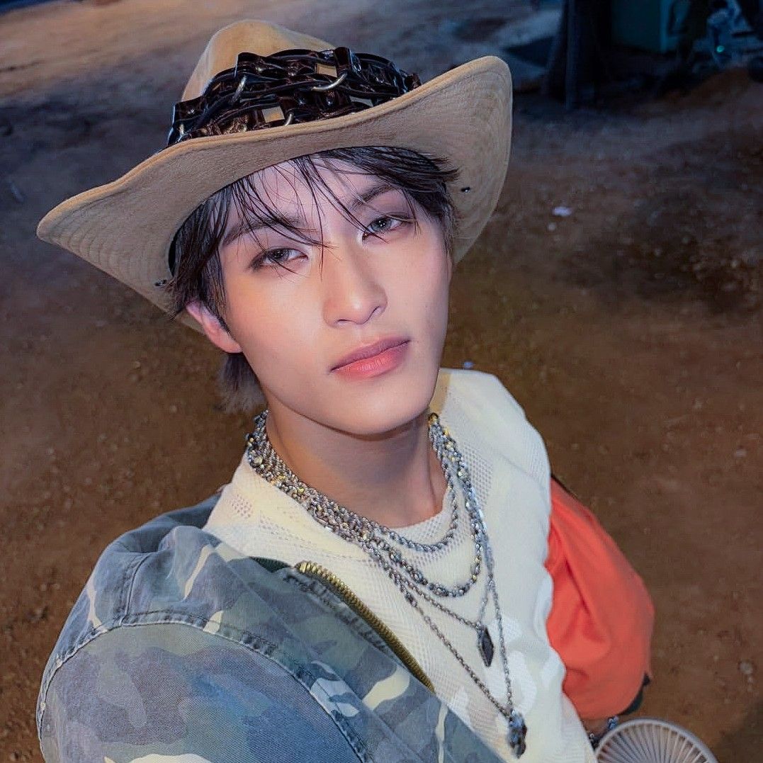 Latest photo of Mark (NCT 127, NCT DREAM)