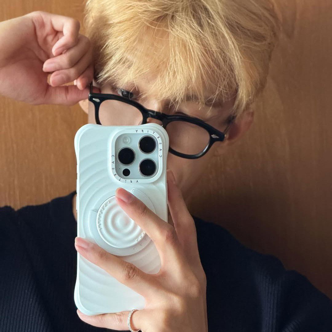 Momen yang diabadikan oleh penggemar DK (SEVENTEEN)