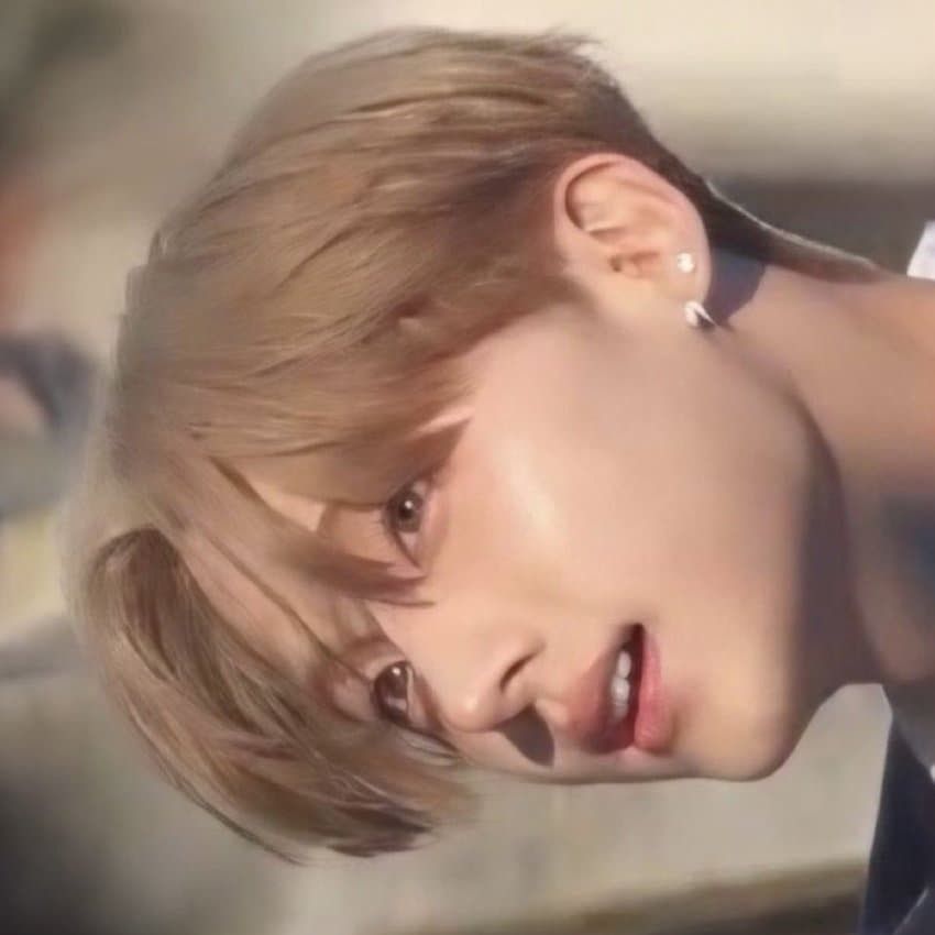 A moment captured by Lee Sangwon (ALPHA DRIVE ONE)'s fan