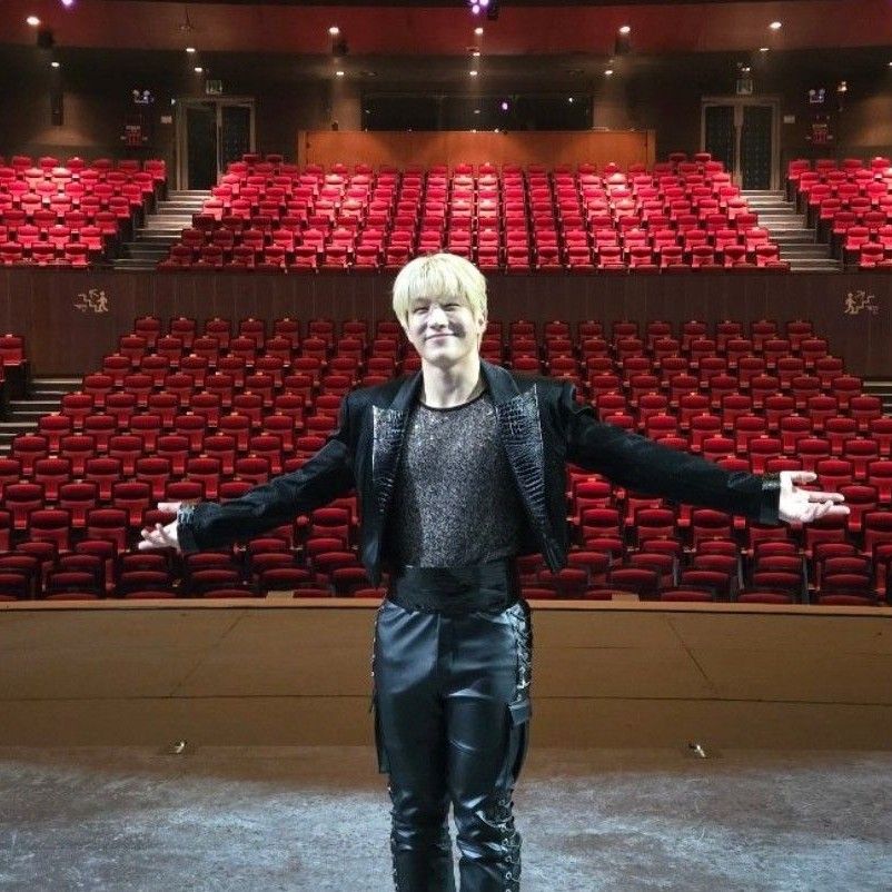 Latest photo of Jinjin (ASTRO)
