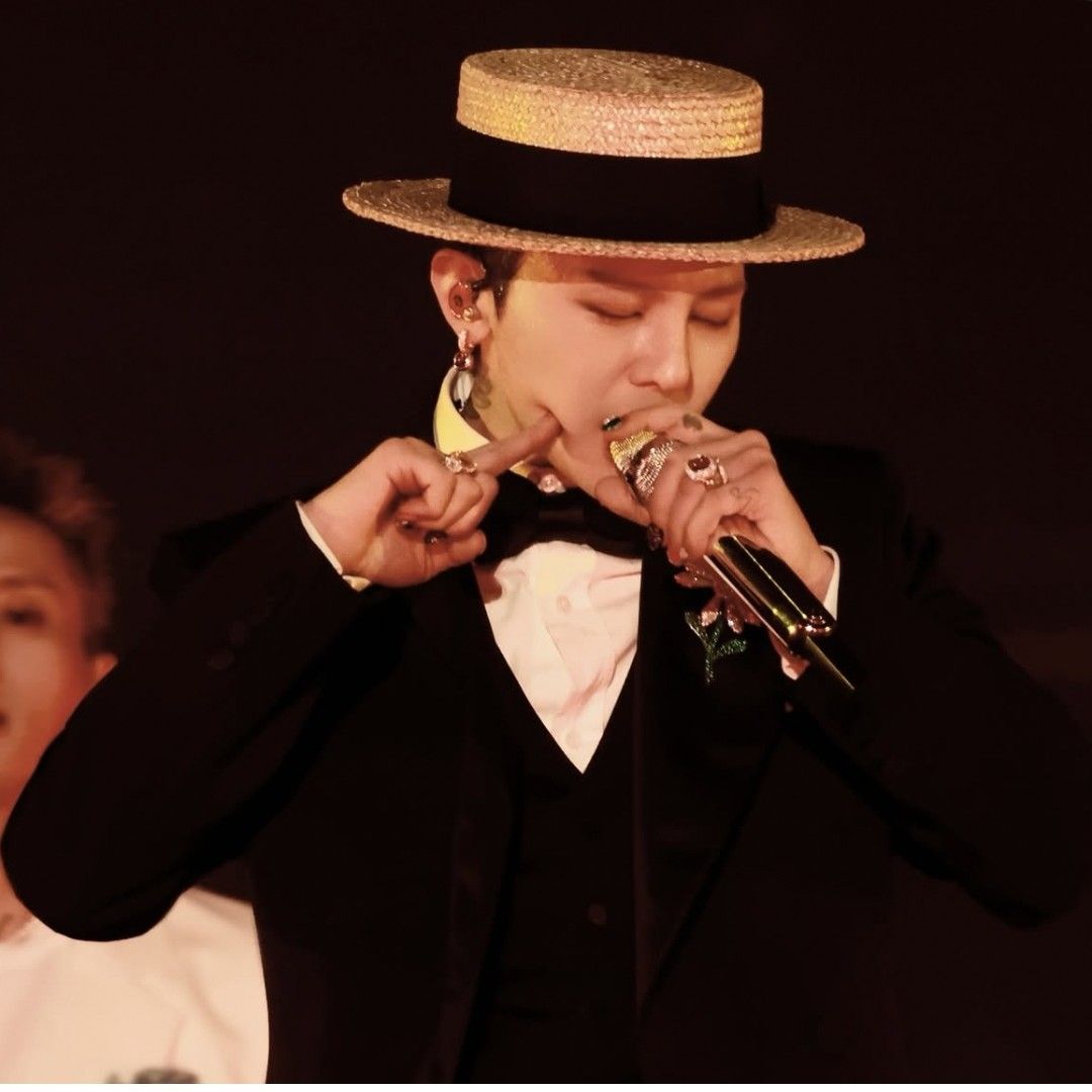 G-DRAGON (빅뱅)의 비하인드 컷