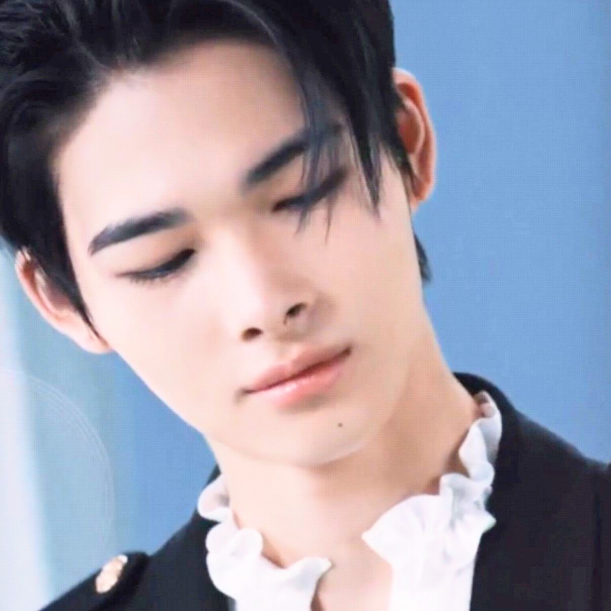 NI-KI (ENHYPEN)的最新活動照片