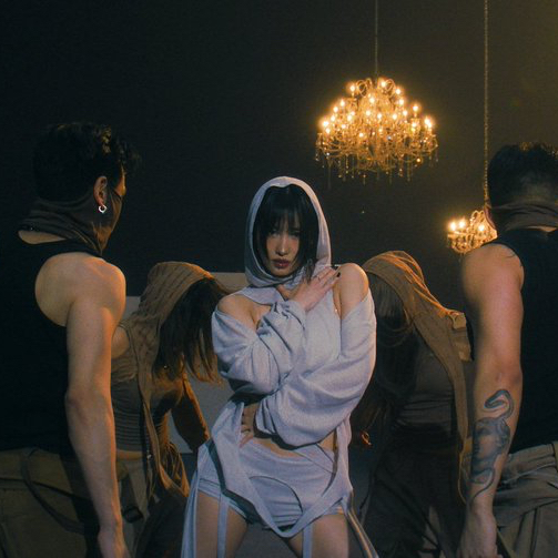 모모 (TWICE) 최근 활동샷