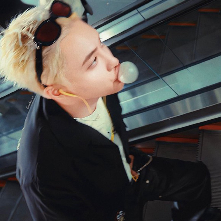 Recent activity shot of D.O. (EXO)