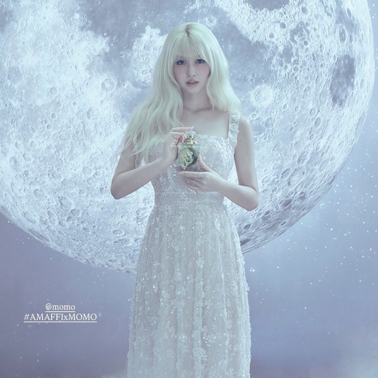 Momo (TWICE)的最新照片