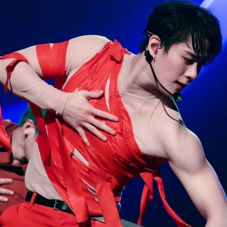 Behind-the-scenes cut of Moonbin (ASTRO)