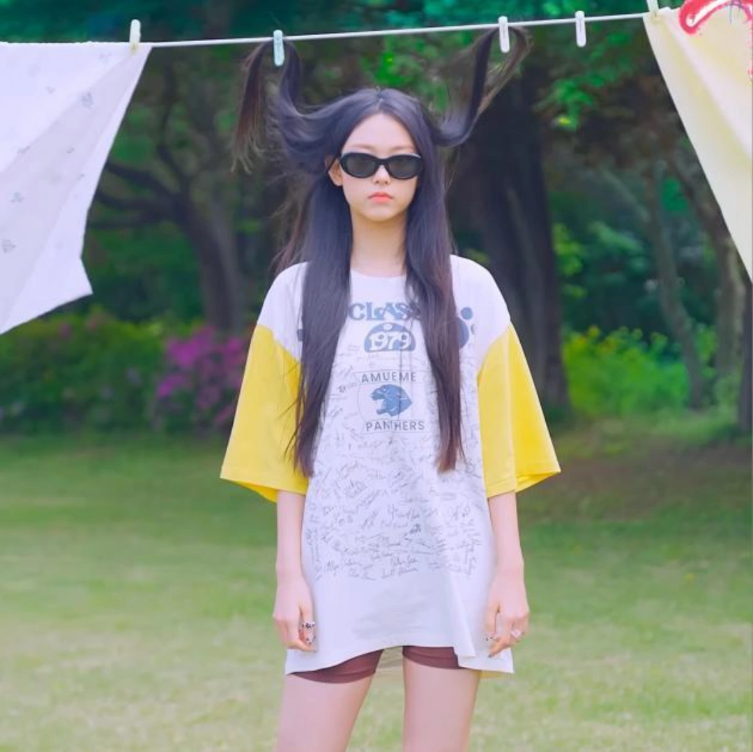 Behind-the-scenes cut of NewJeans