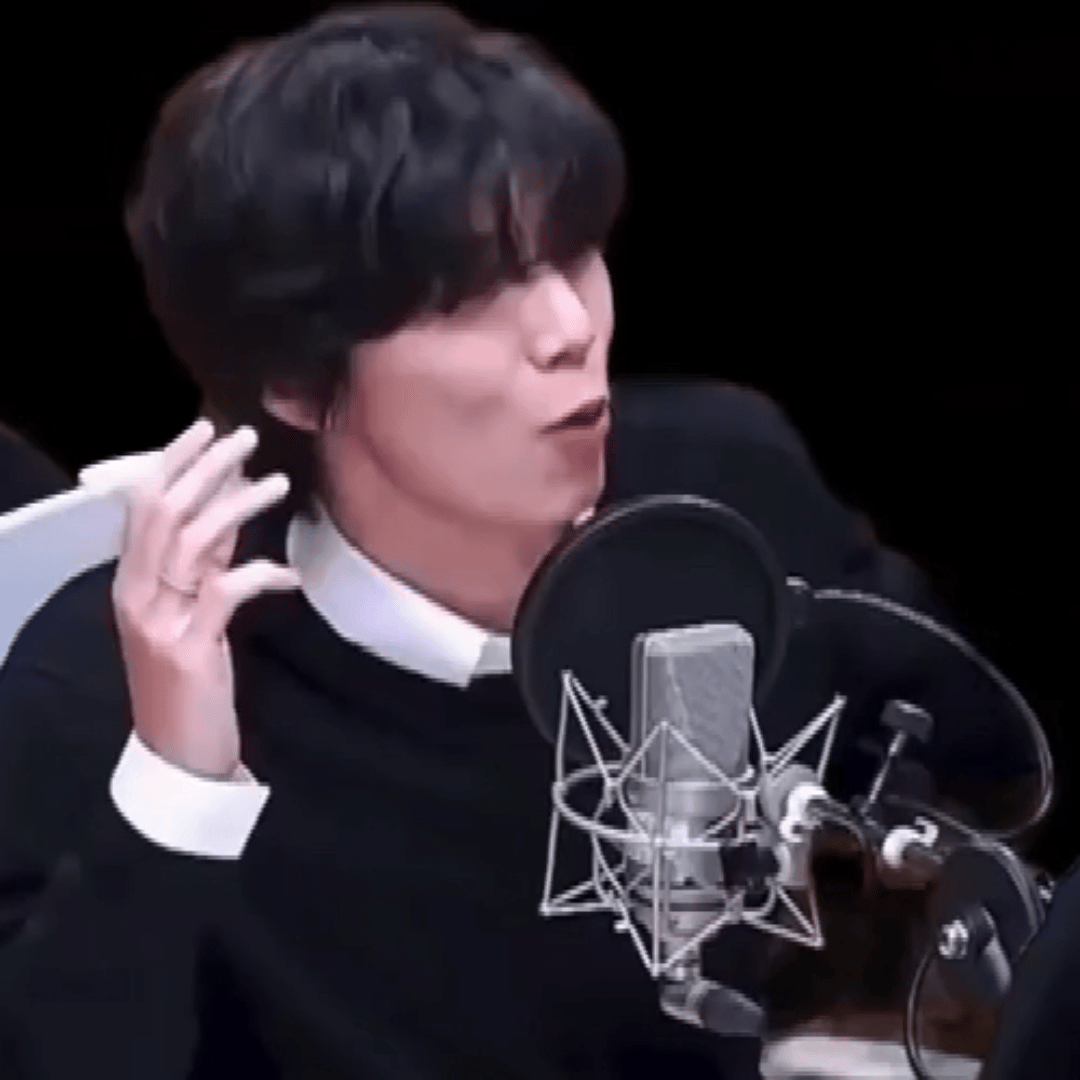 Behind-the-scenes cut of Hwiyoung (SF9)