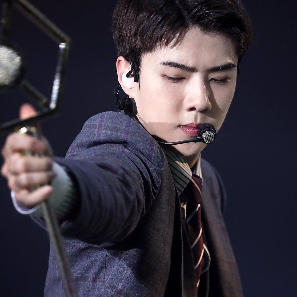 A moment captured by Sehun (EXO)'s fan