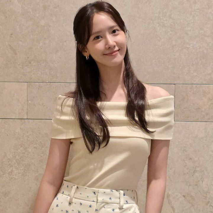 Latest photo of Yoona (Girls' Generation)