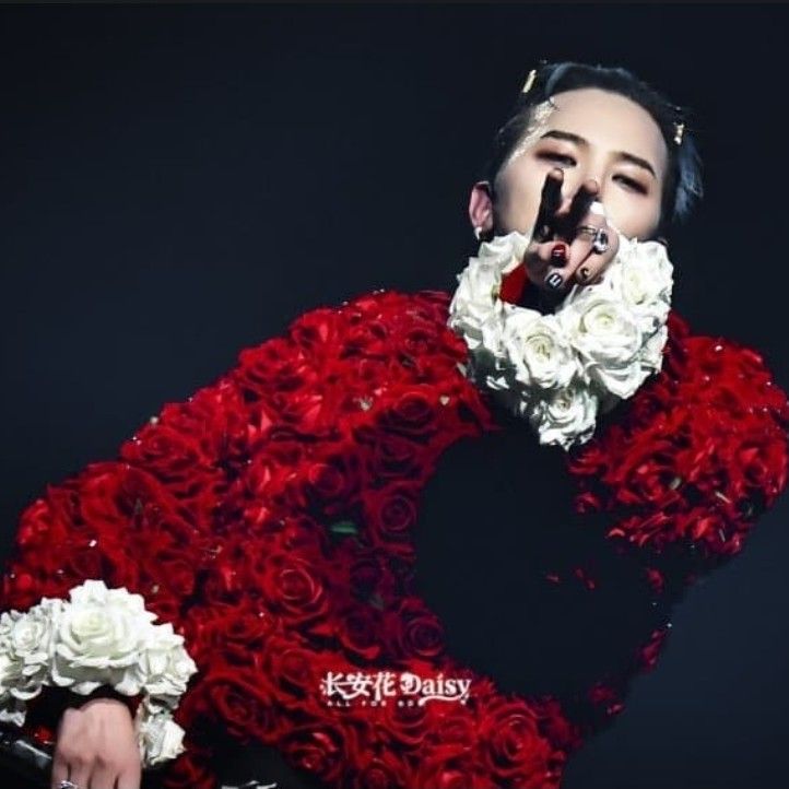 Recent activity shot of G-DRAGON (BIGBANG)
