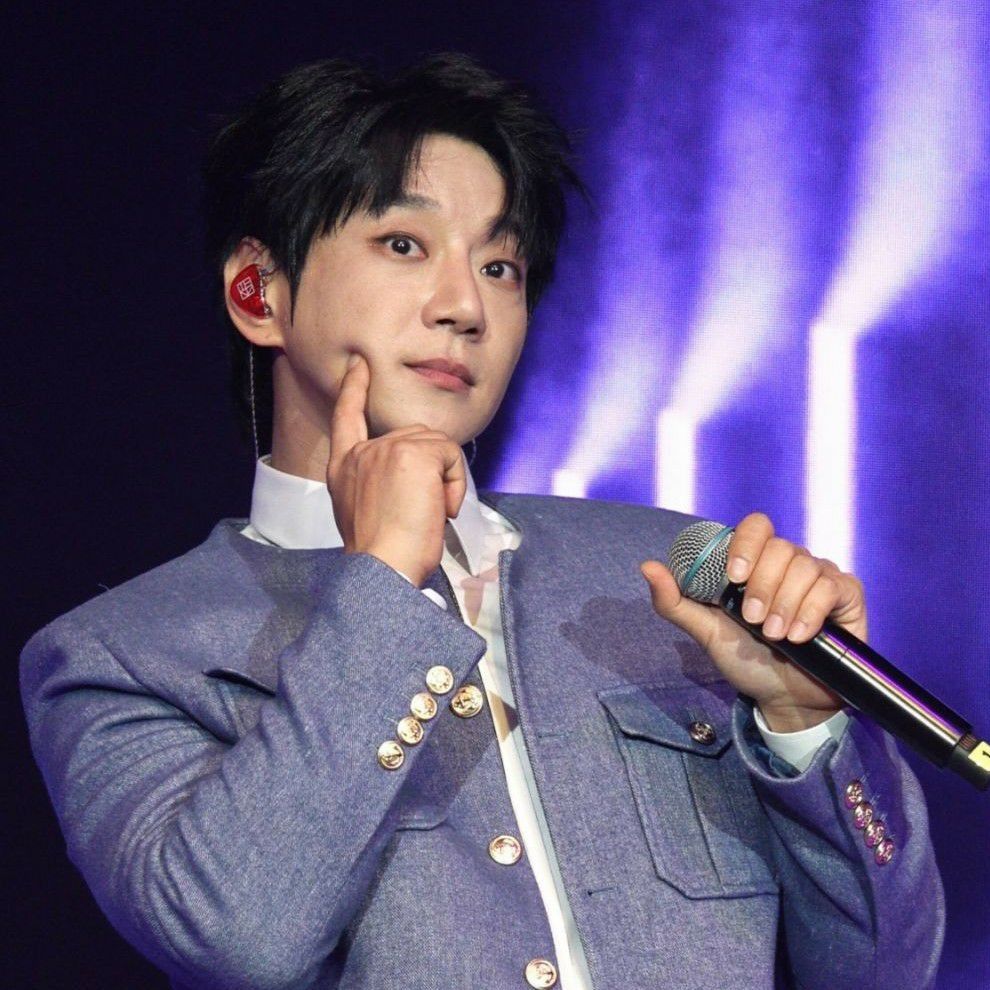 Behind-the-scenes cut of Hwang Chiyeol