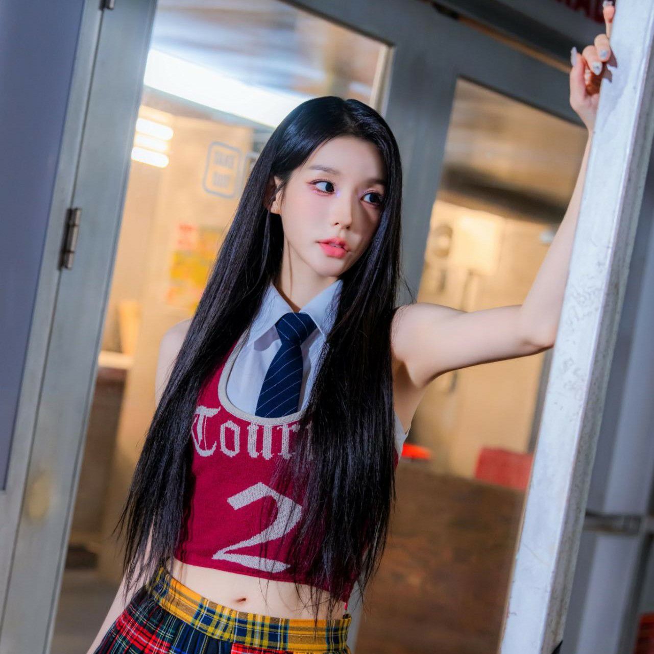 A moment captured by SECRET NUMBER's fan