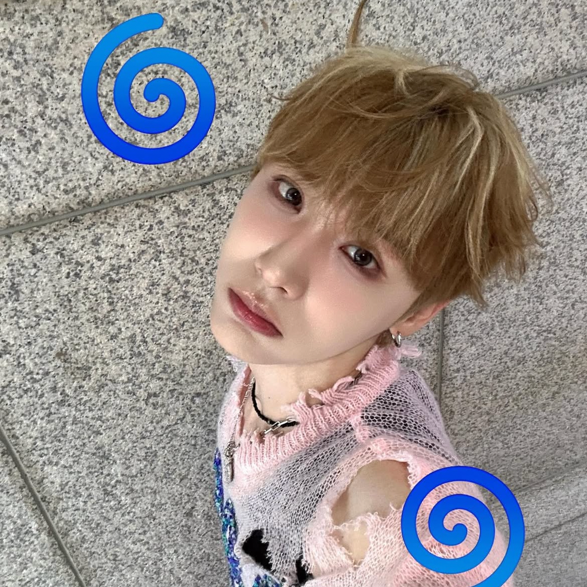 A moment captured by Jeon Woong (AB6IX)'s fan