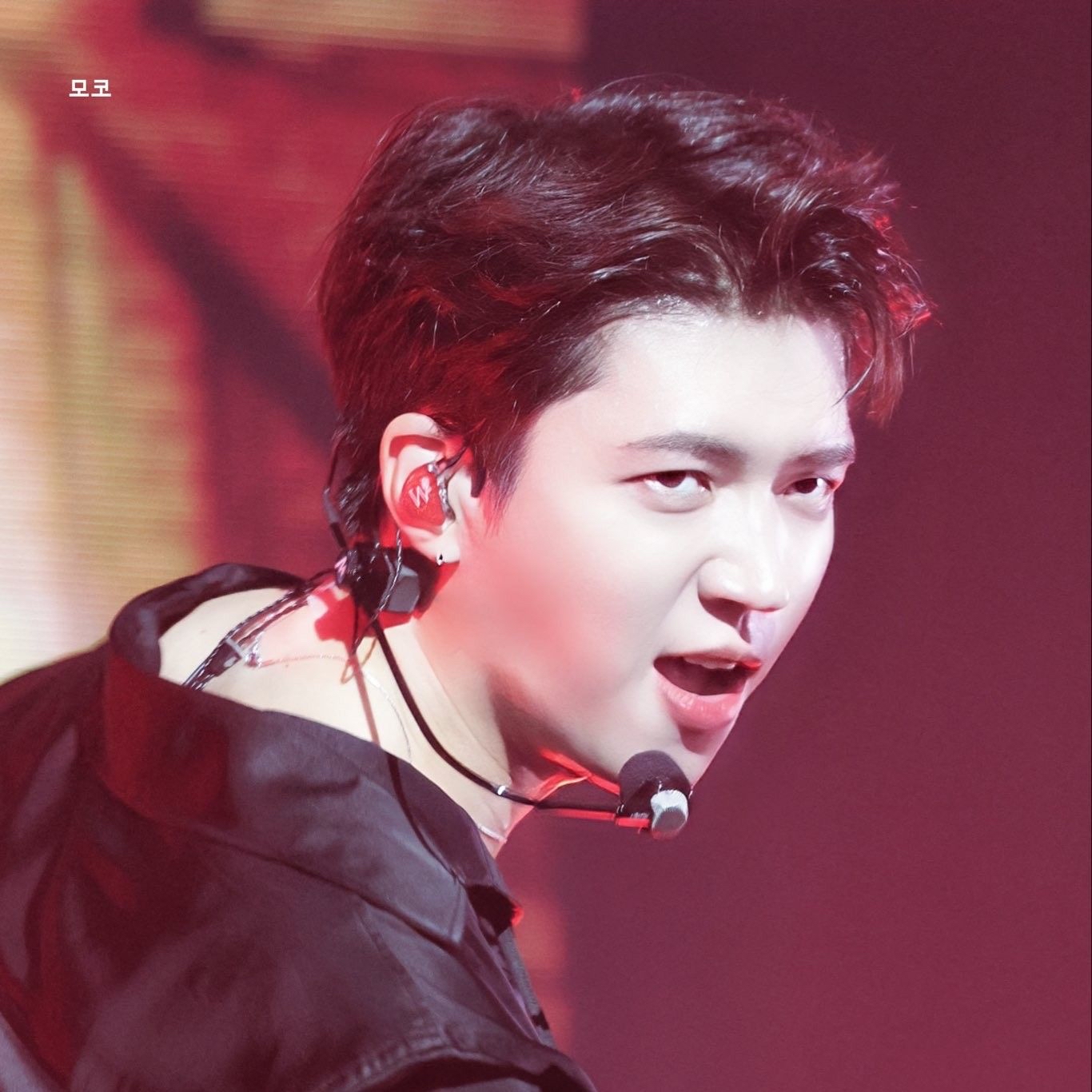 Behind-the-scenes cut of Woohyun (INFINITE)