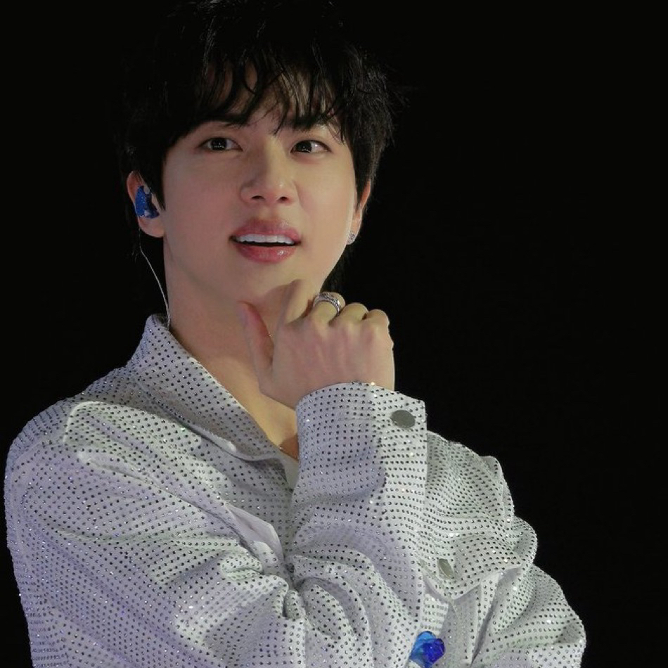 진 (방탄소년단) 최근 활동샷