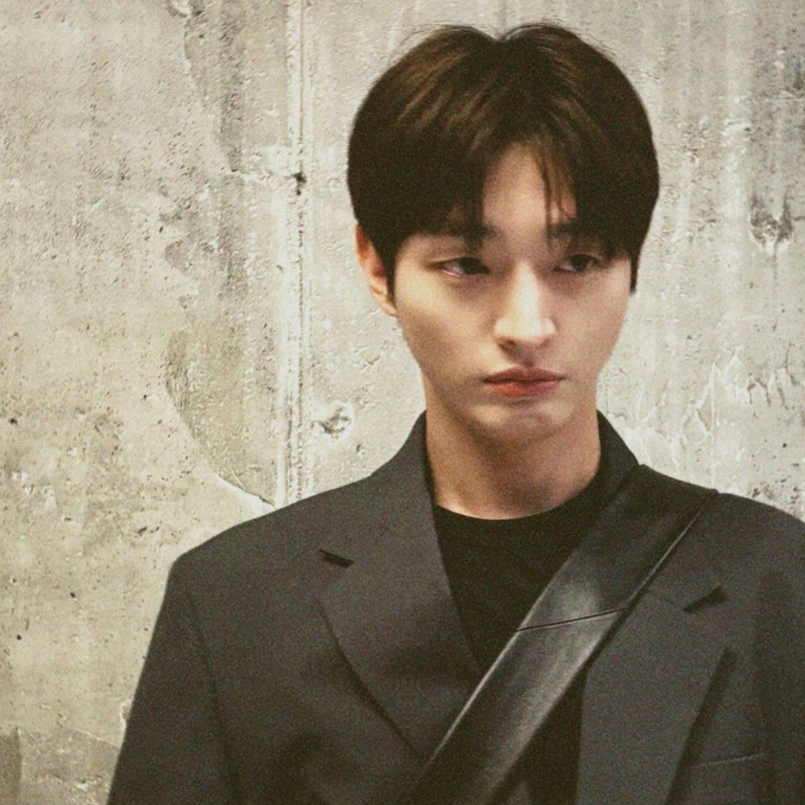 A moment captured by Yoon Jisung's fan
