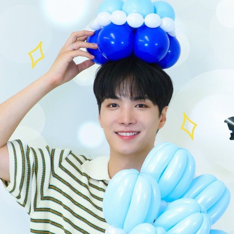 Behind-the-scenes cut of Kim Jonghyeon