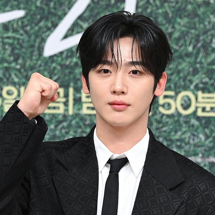 Latest photo of Kim Yohan (WEi)