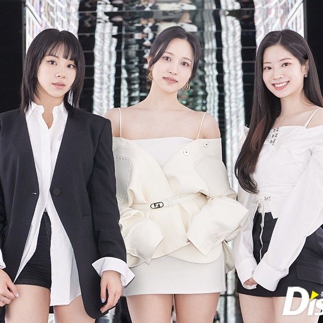 ミナ (TWICE)の最新写真