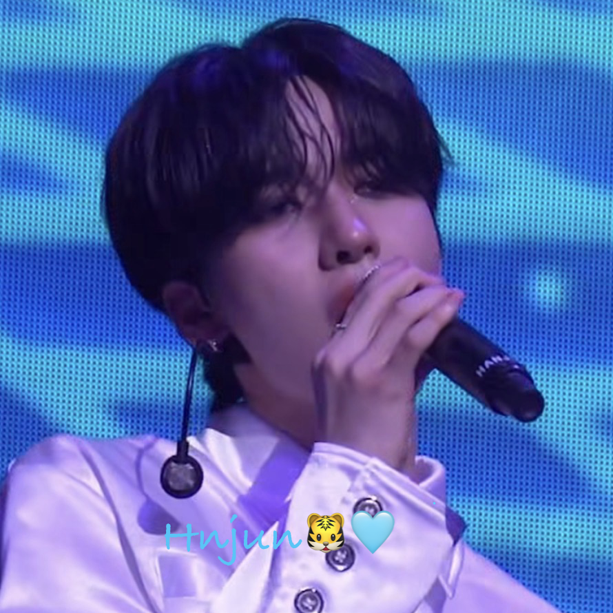 한준 (n.SSign)의 비하인드 컷