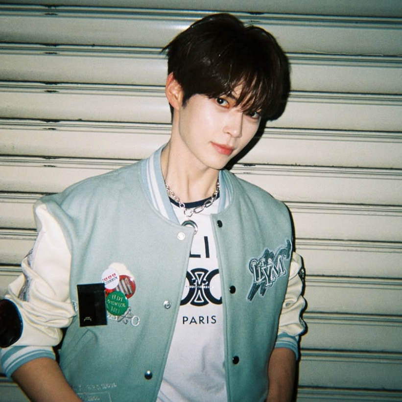 Latest photo of Sung Hanbin (ZEROBASEONE)