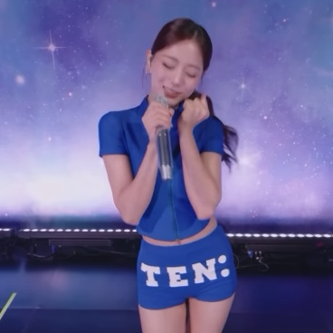 쯔위 (TWICE)의 비하인드 컷