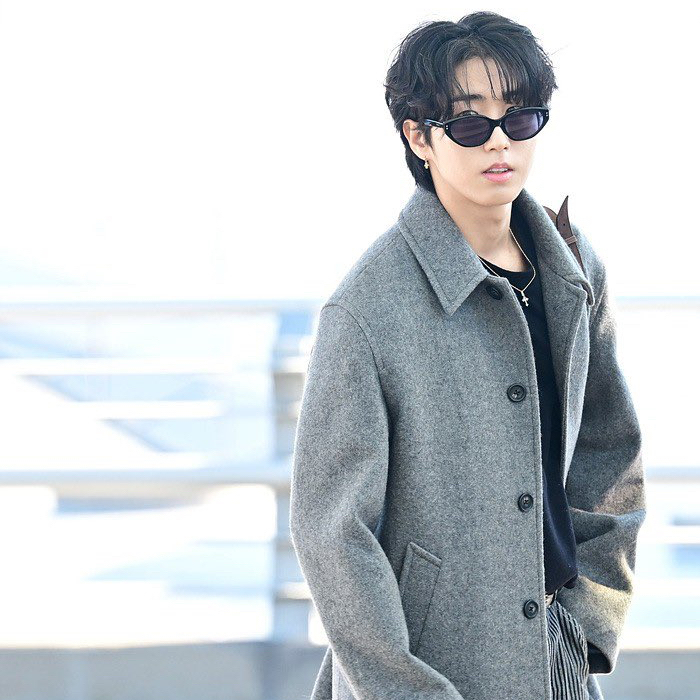 Behind-the-scenes cut of HAN (Stray Kids)