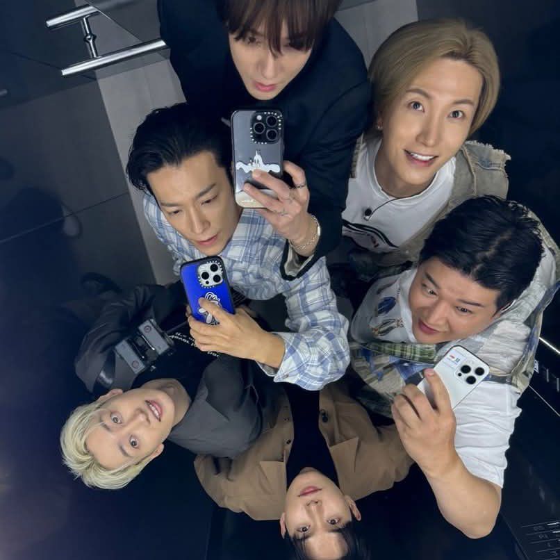 A moment captured by Super Junior's fan