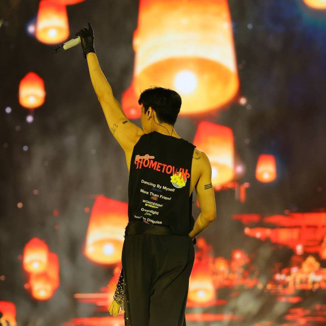 Latest photo of Bambam (GOT7)