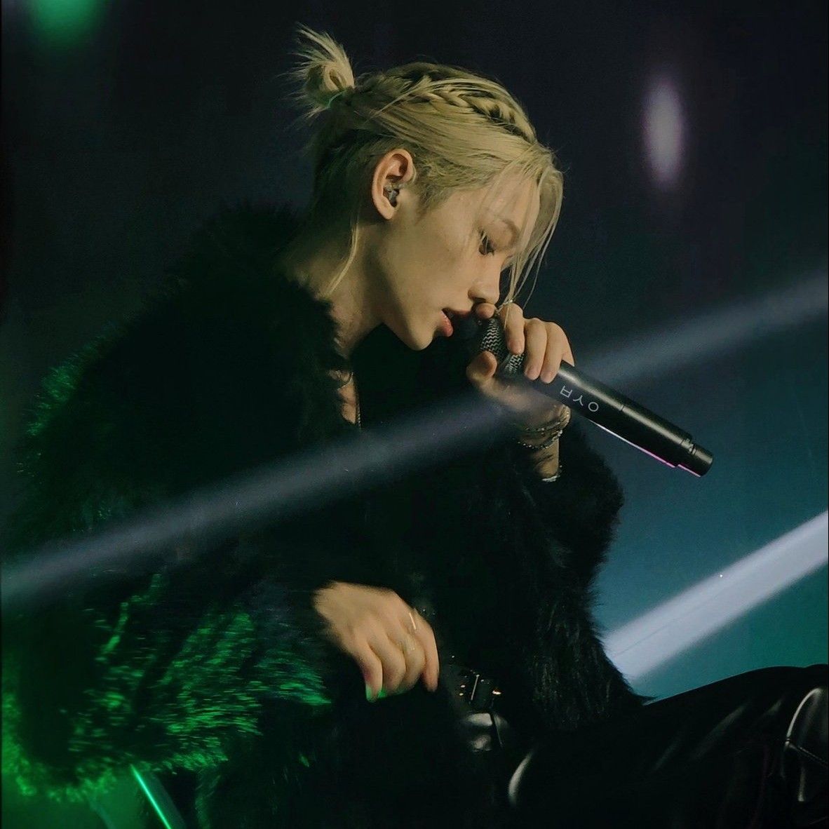 Behind-the-scenes cut of Felix (Stray Kids)