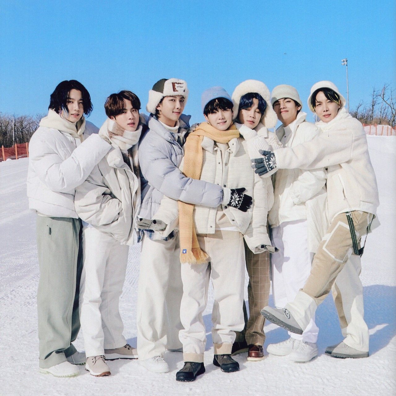 Behind-the-scenes cut of BTS