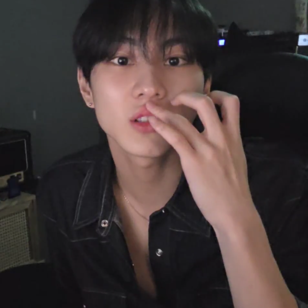 Recent activity shot of Jungwon (ENHYPEN)
