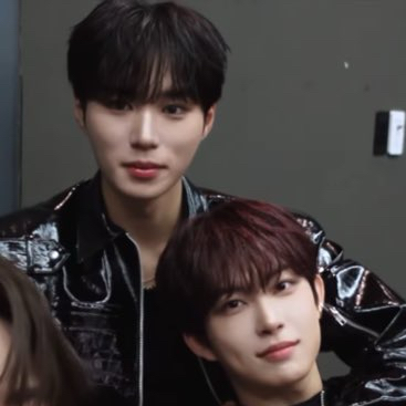 Behind-the-scenes cut of Kim Junseo (ALPHA DRIVE ONE)