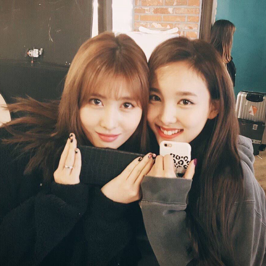 Momo (TWICE)的最新活動照片