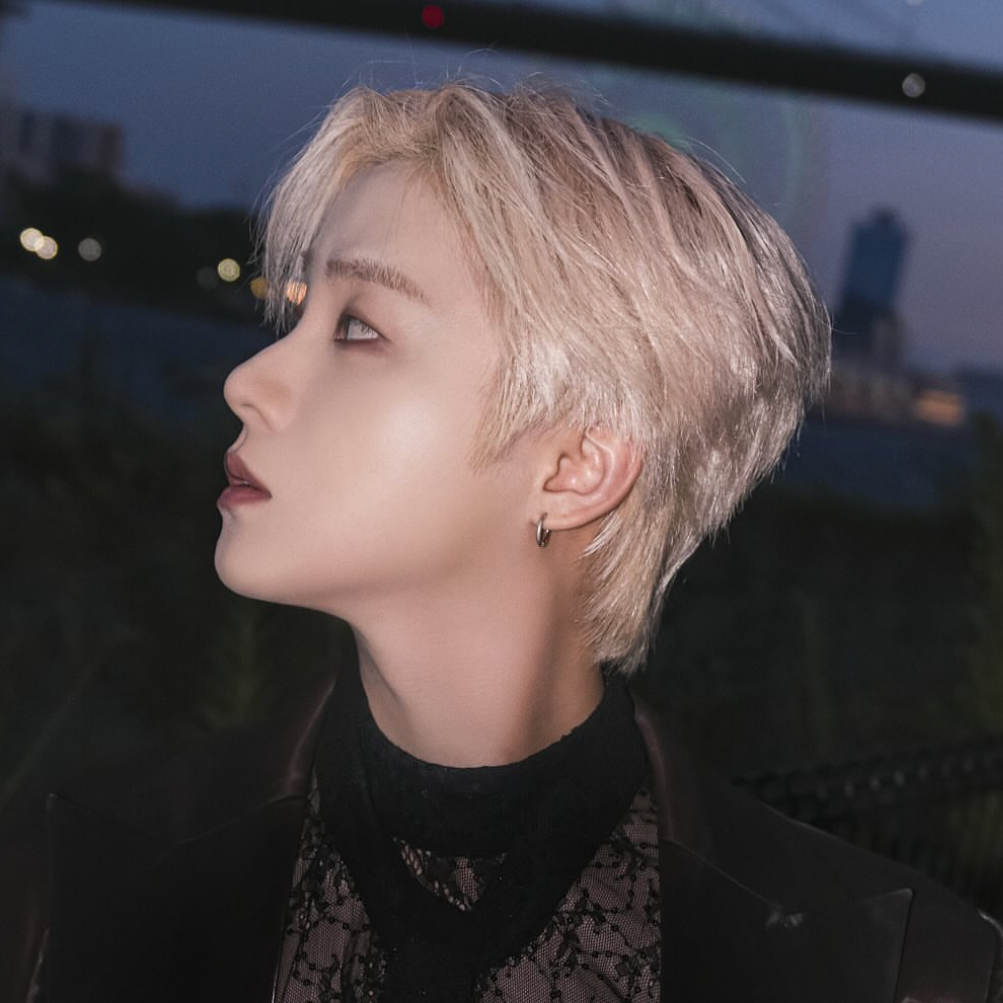 A moment captured by JAY (iKON)'s fan