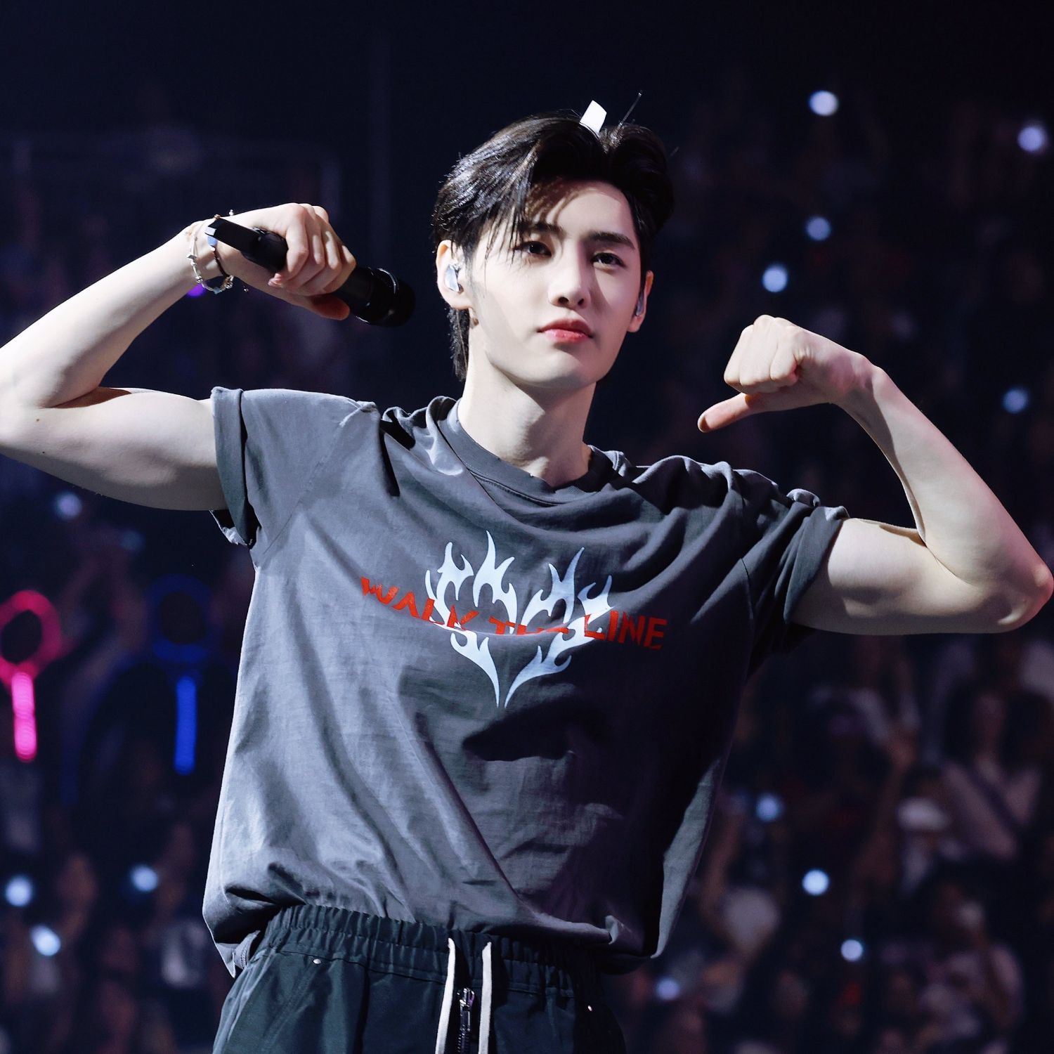 A moment captured by Sunghoon (ENHYPEN)'s fan