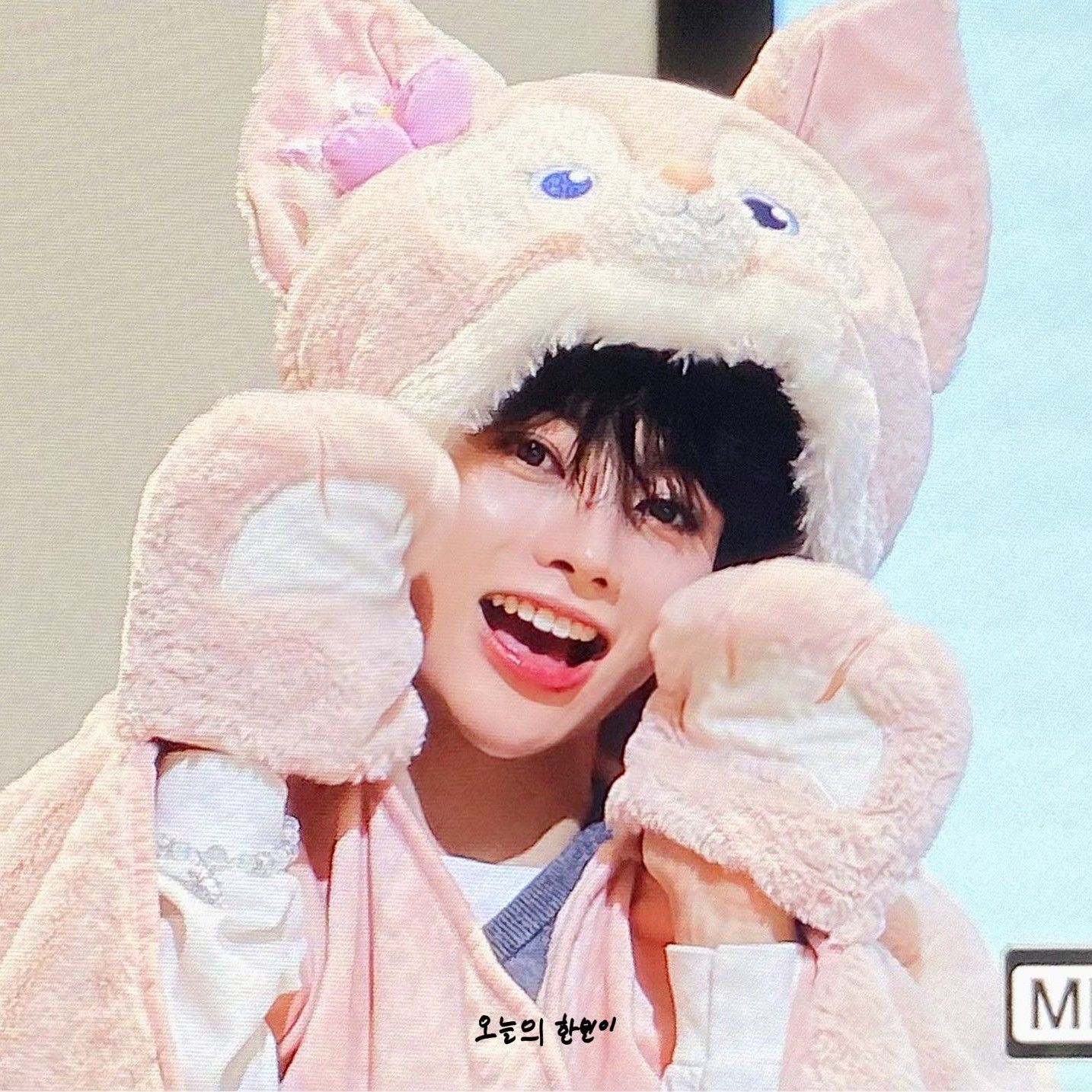 Behind-the-scenes cut of Hanbin (TEMPEST)