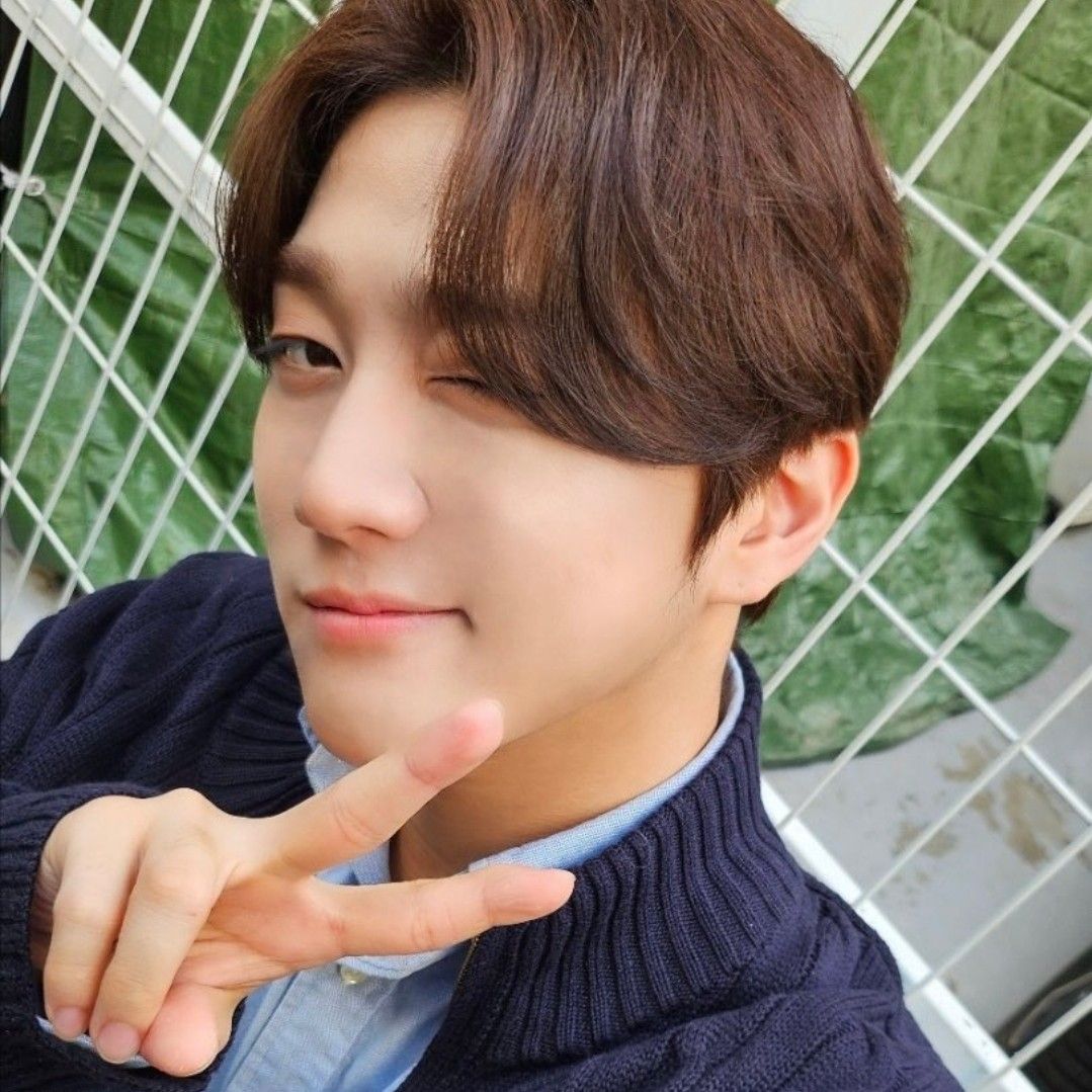 Latest photo of Hong Joochan (GoldenChild)